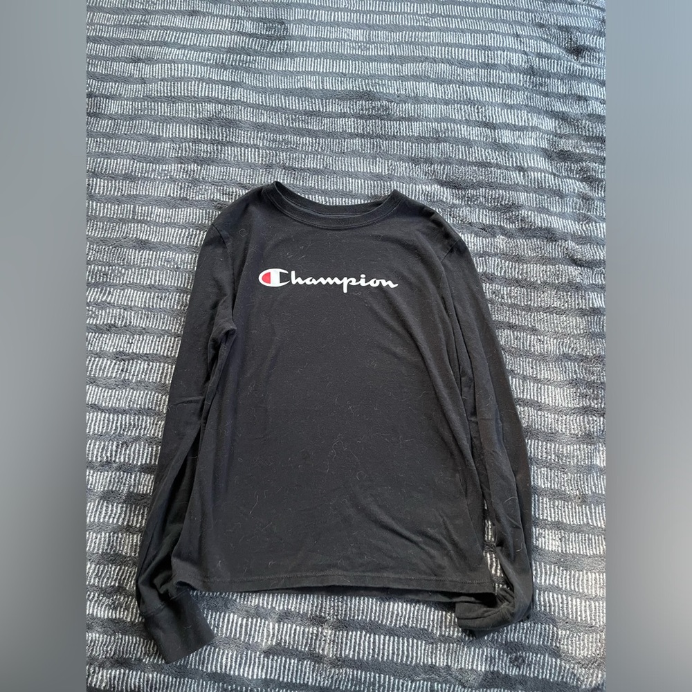 Champion Women’s Black long sleeve tee with chest logo